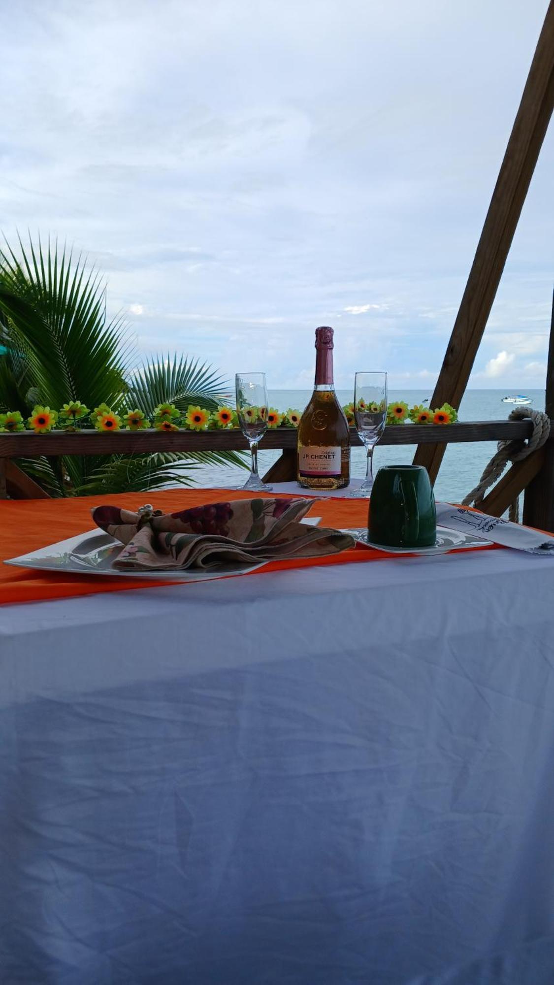 Cabanas Mister Mac Fresh Water Bay Exterior foto